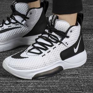 nike zoom rize triple black